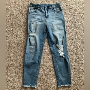 STS Blue Women’s Distressed Frayed Hem Jeans Size 30 New Condition